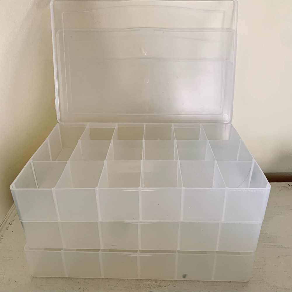 Set of 3 Stackable Plastic 17 Compartment Bead Craft Organizer Containers